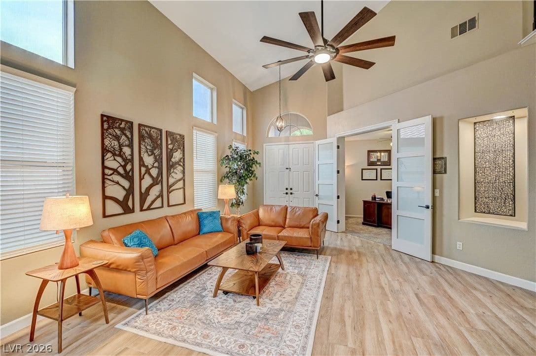 4702 Grand Ridge Court photo 4