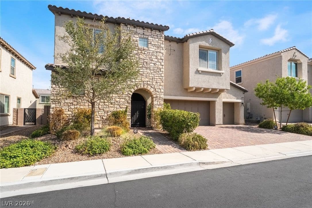 3038 Hushed Sonnet Avenue photo 2
