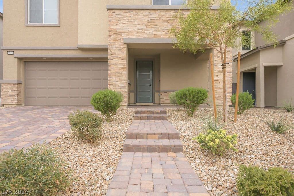 9829 Adrian Peak Street photo 5