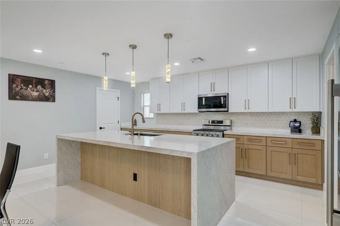 3212 Jevonda Avenue photo 4