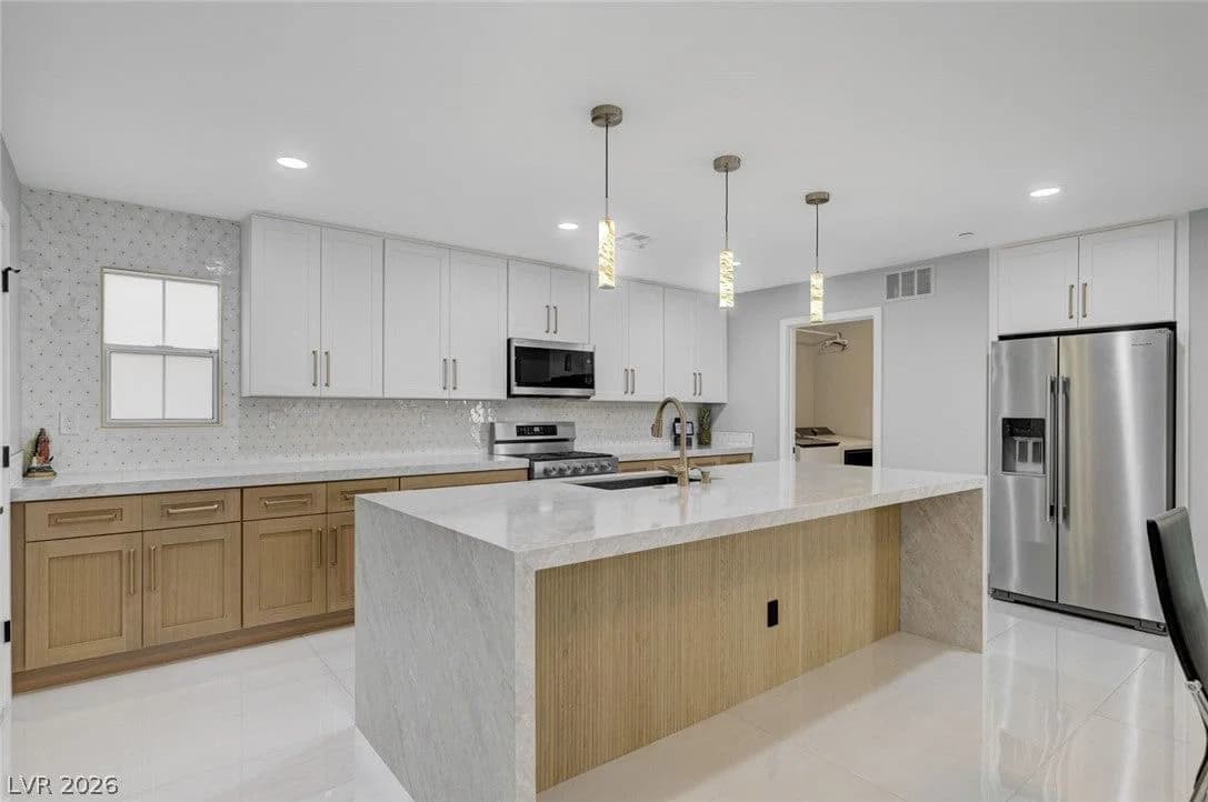3212 Jevonda Avenue photo 3