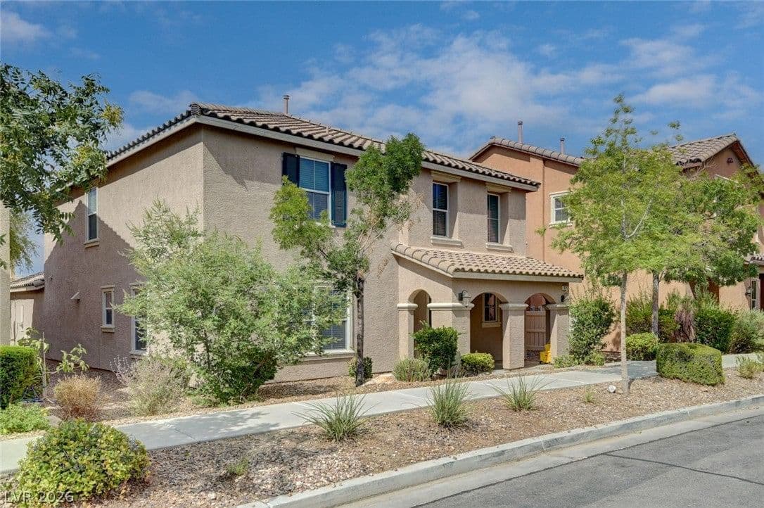 3212 Jevonda Avenue