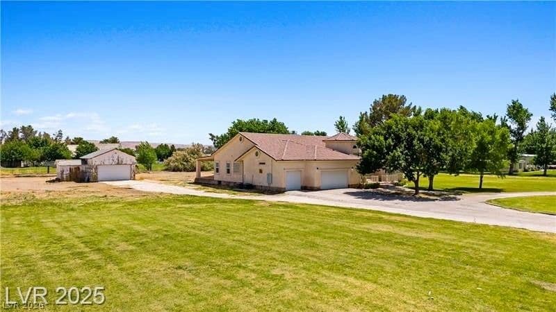 1470 St Joseph Street photo 2