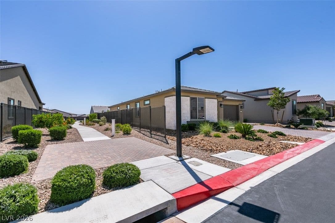 10184 Chrysolite PL photo 5