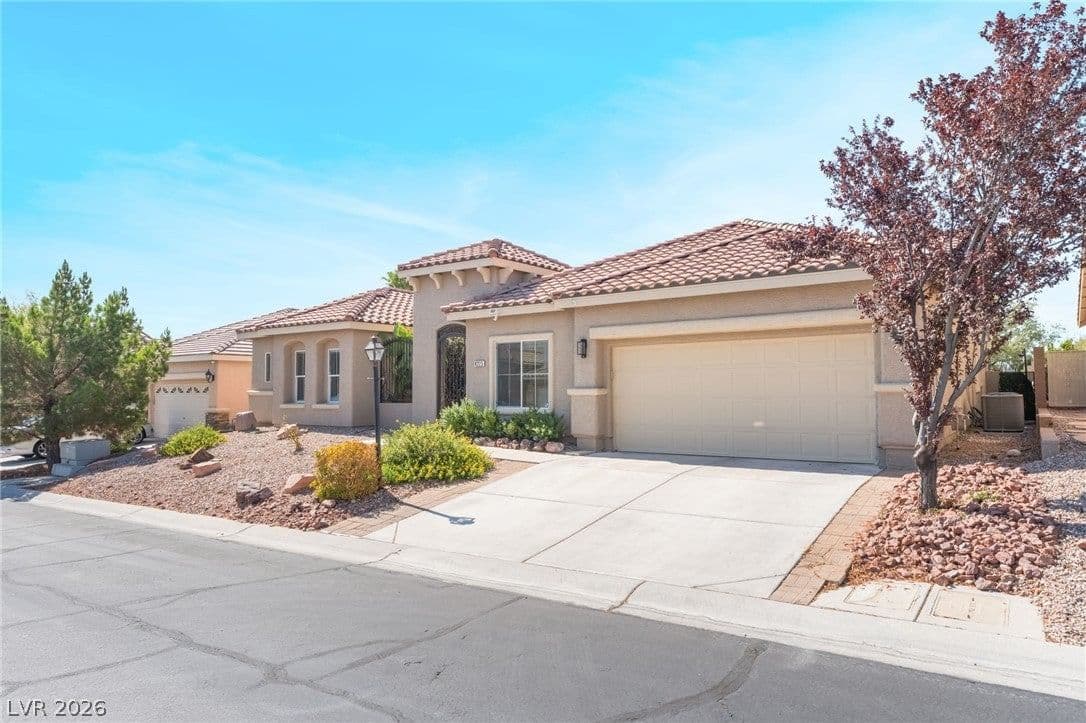 8225 Weeping Springs Avenue photo 3