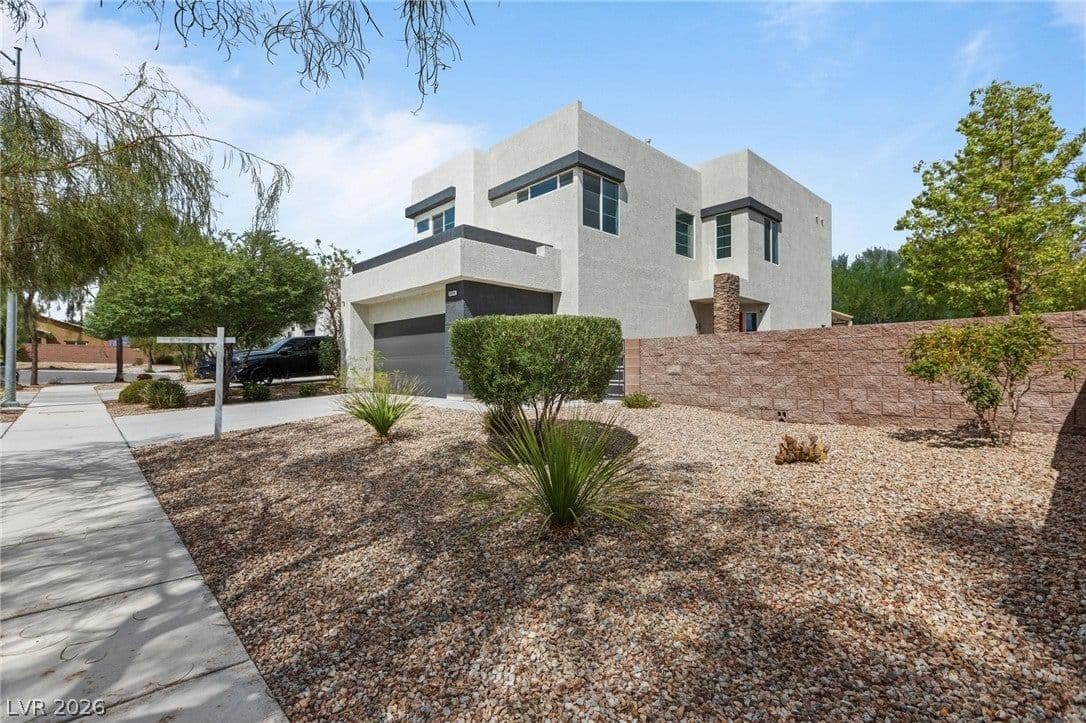 5008 Cassia Tree Court photo 2