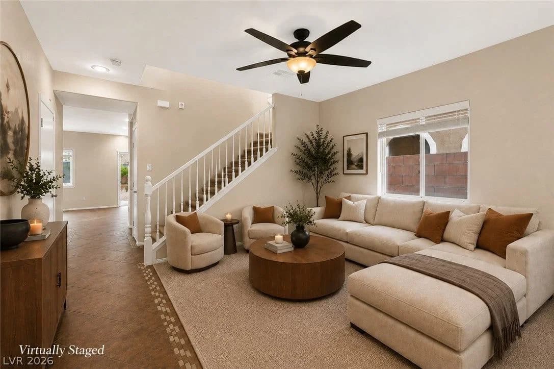 120 Sharp Edge Avenue photo 4