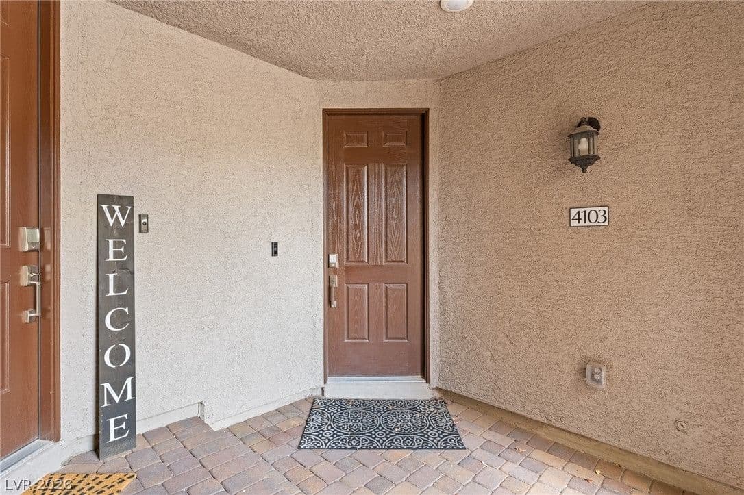 1367 Ossa Street photo 4