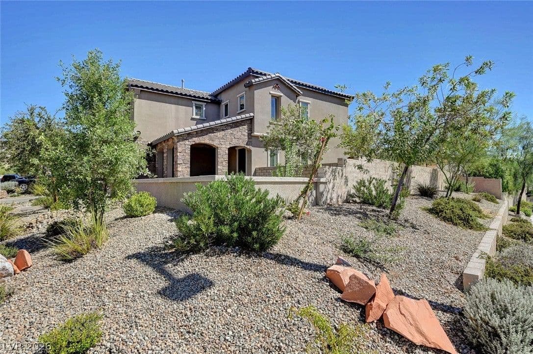460 Trevinca Street photo 5