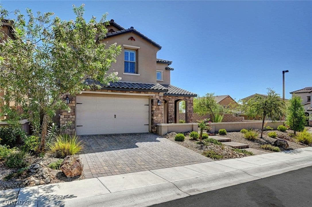 460 Trevinca Street photo 3