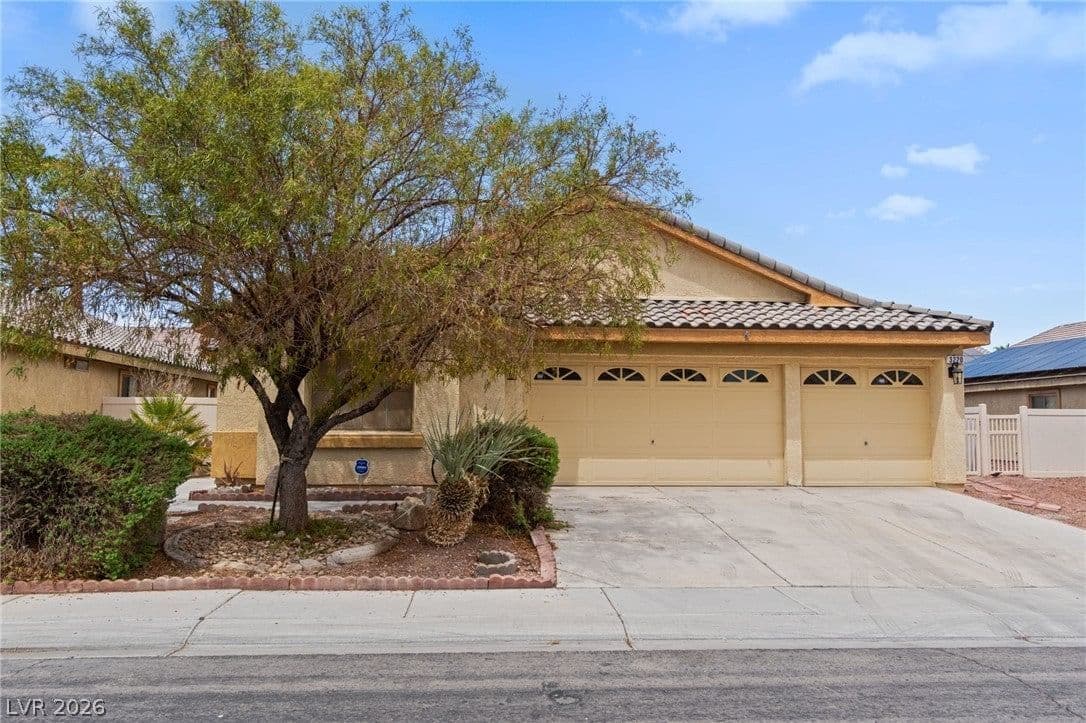 3220 Black Jade Avenue