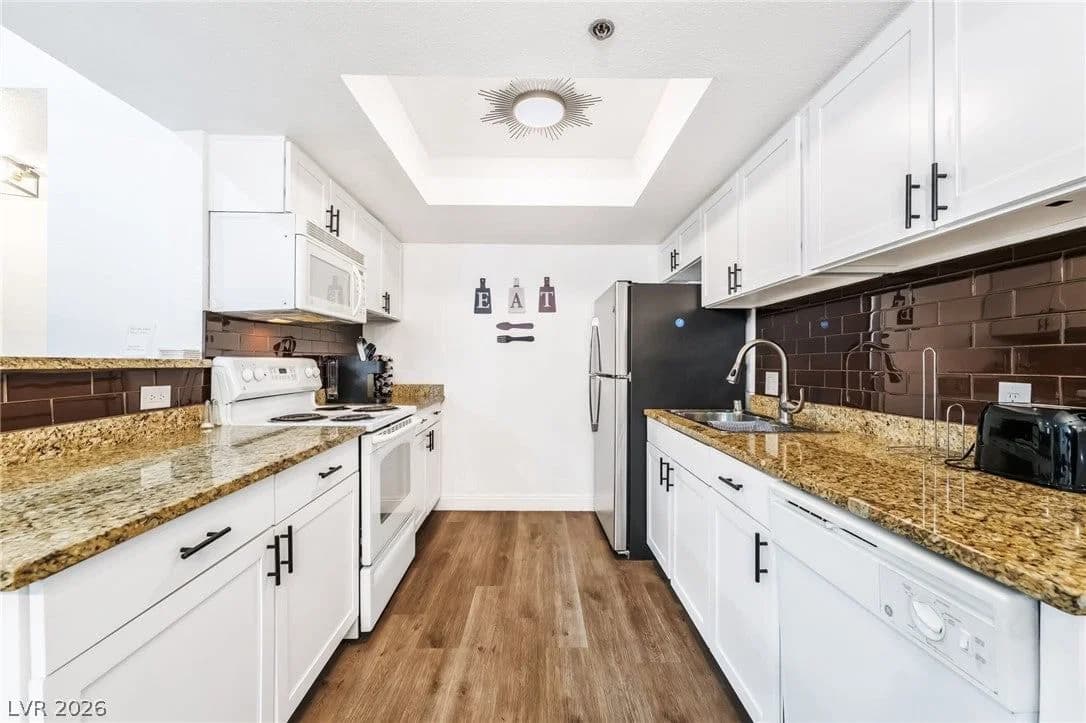 4200 Valley View Boulevard photo 5