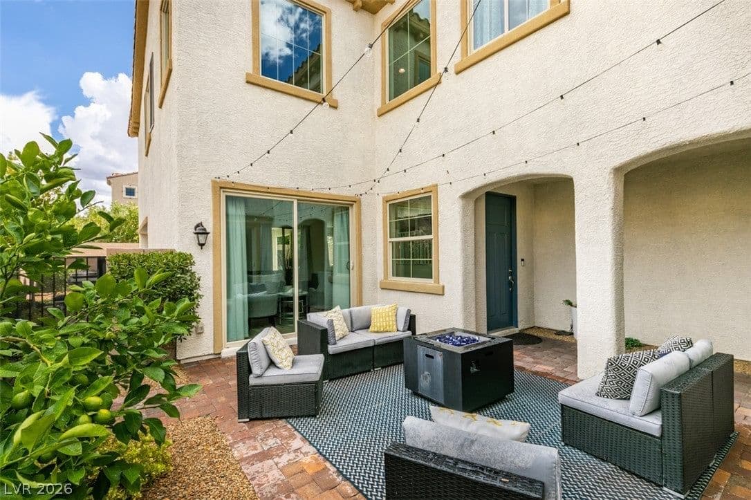 3033 Villanelle Avenue photo 4