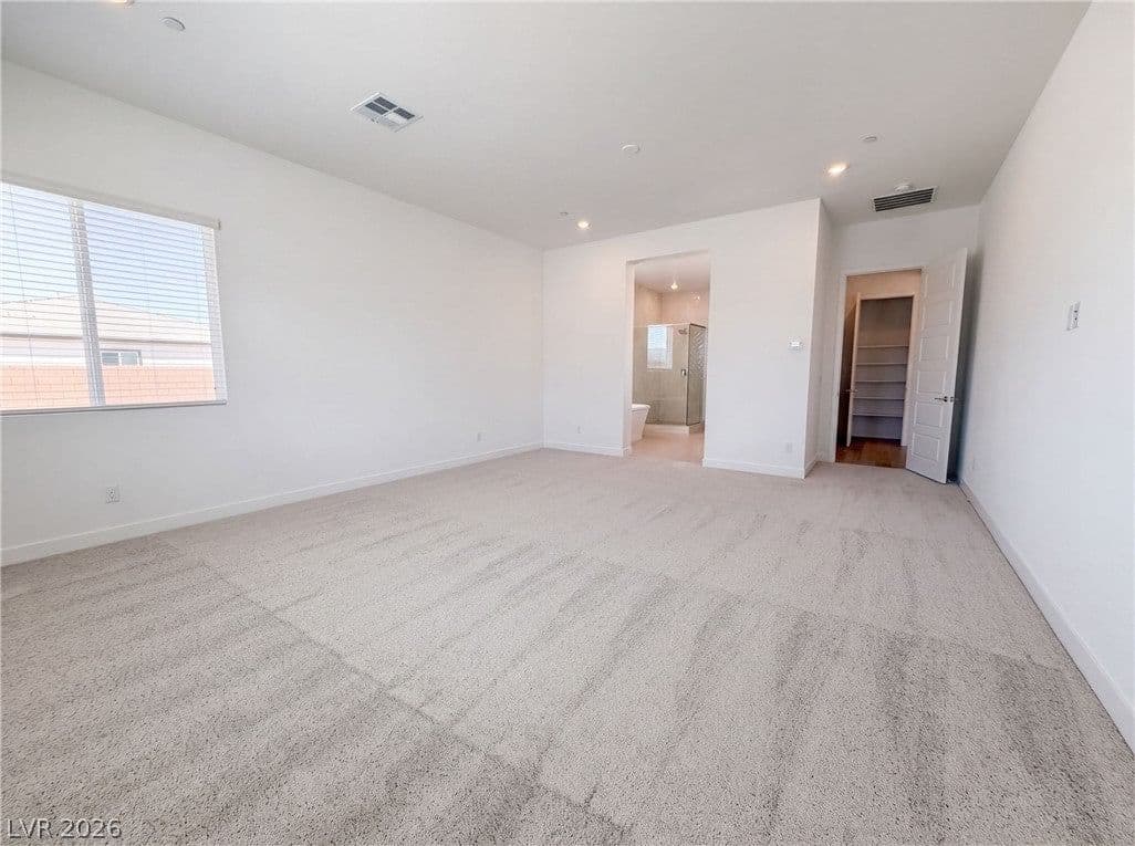 8289 Warbonnet Way photo 4