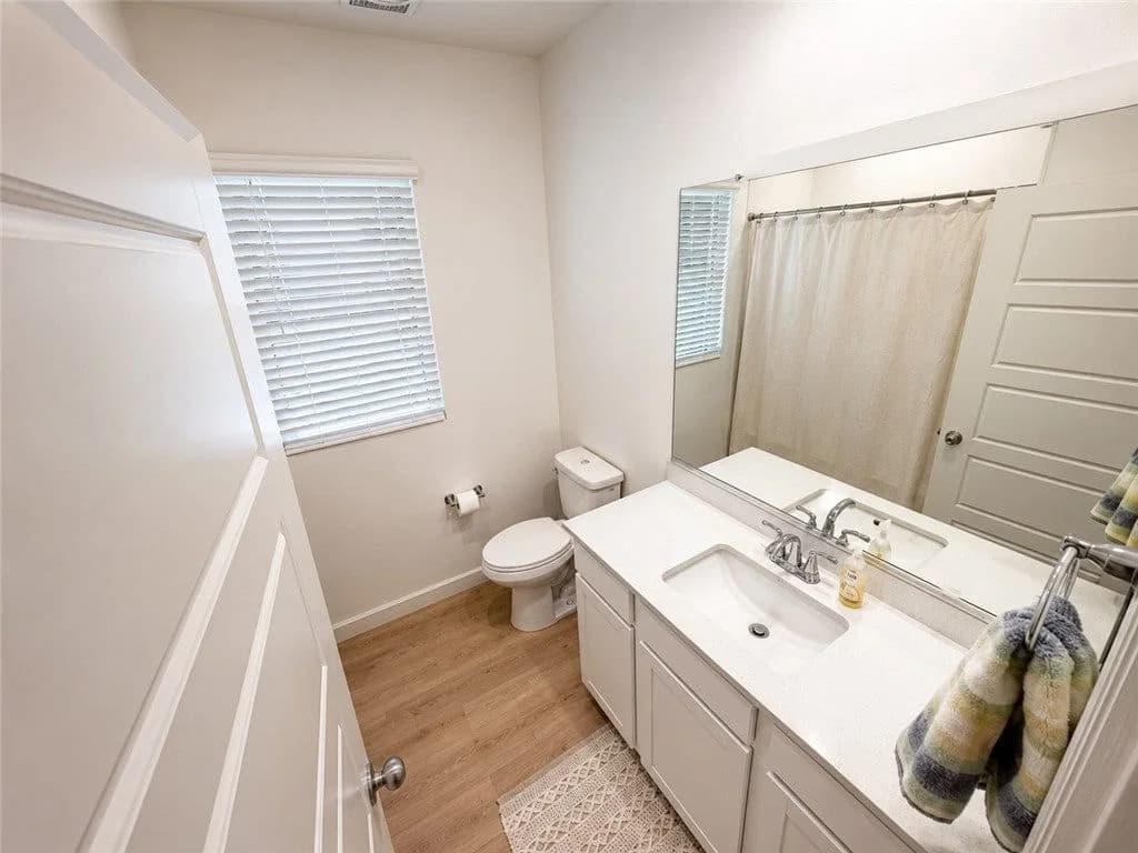 3936 Snow Fawn Avenue photo 5