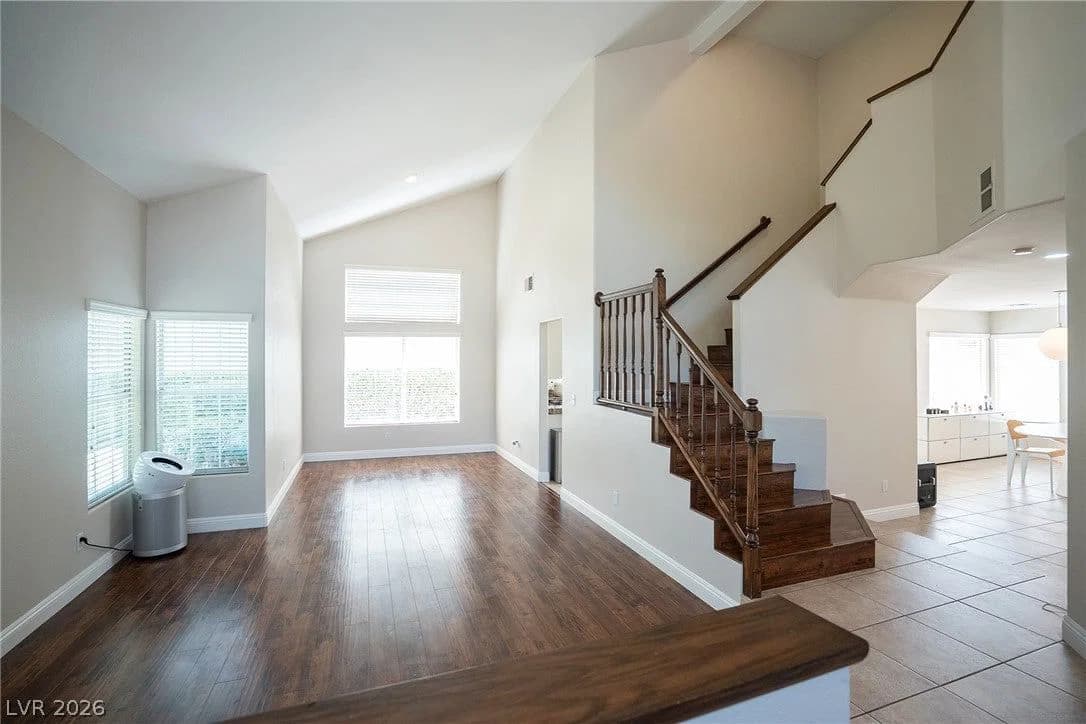 196 Kachina Drive photo 3