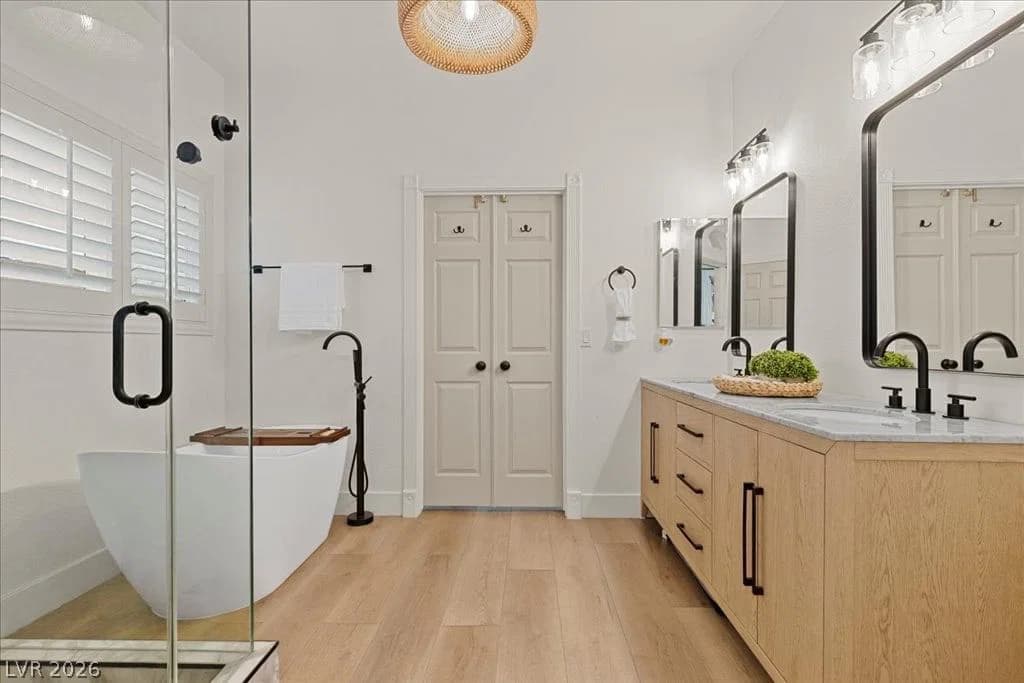 10939 Saint Rafael Street photo 4