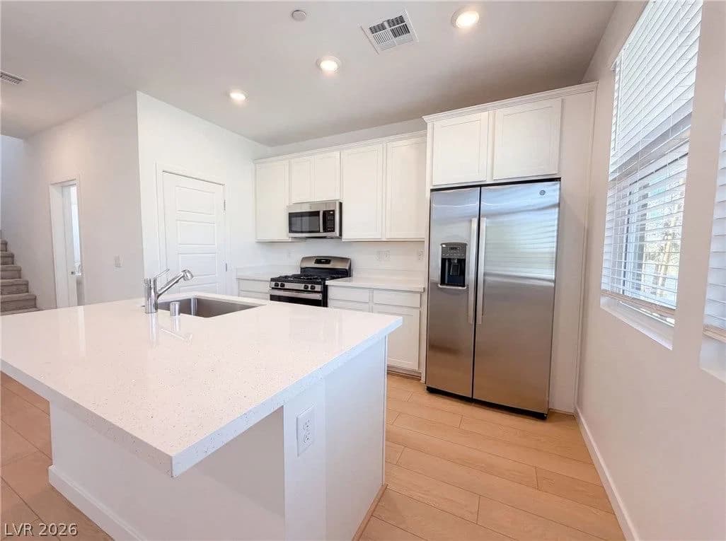 305 Crescent Glow Lane photo 2