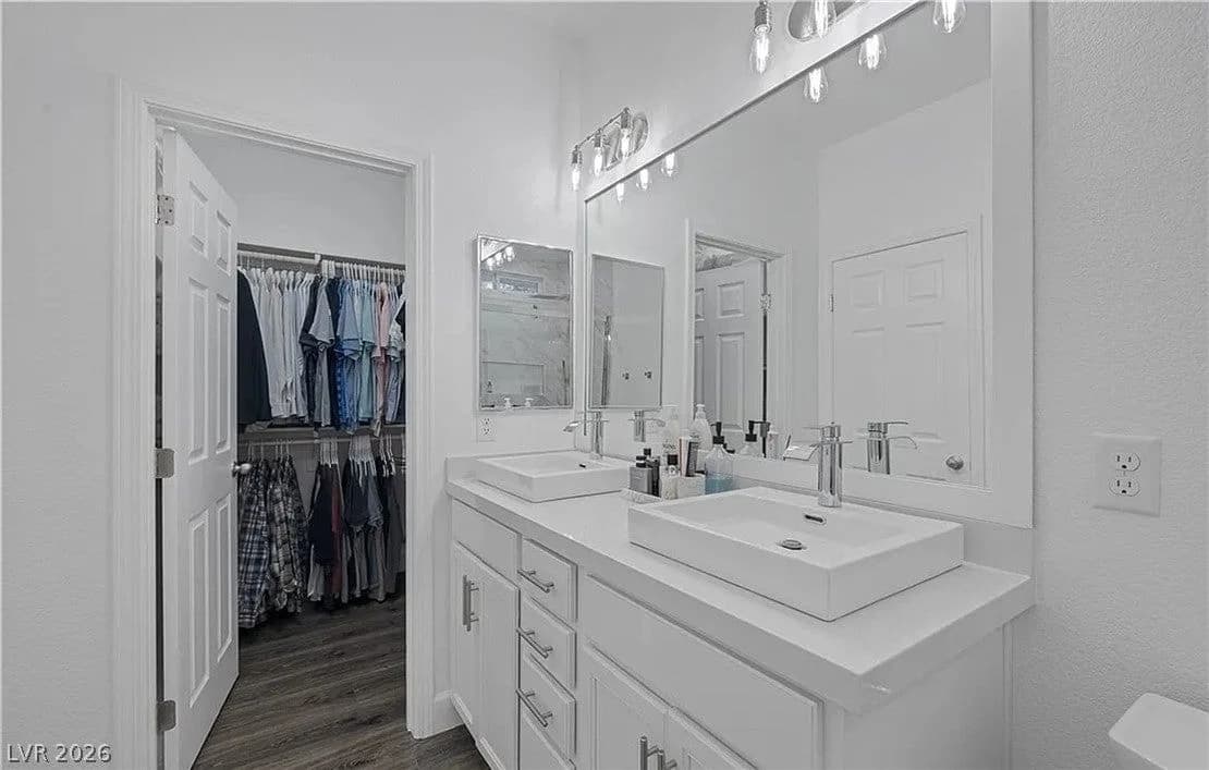 10524 Harvest Green Way photo 5