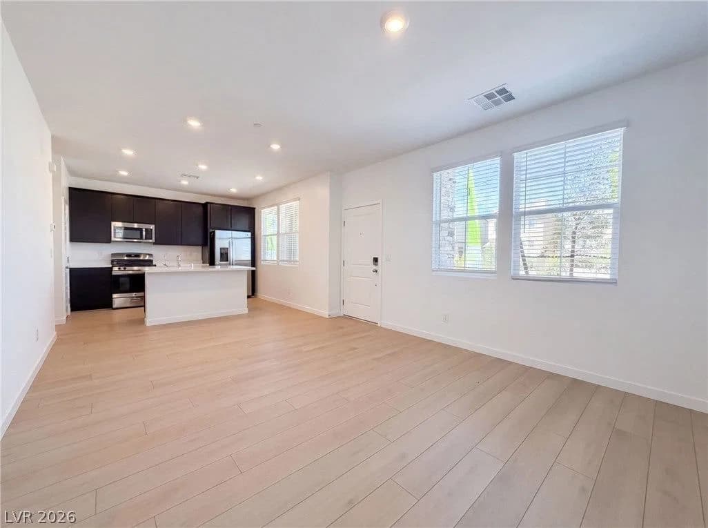 313 Crescent Glow Lane photo 3
