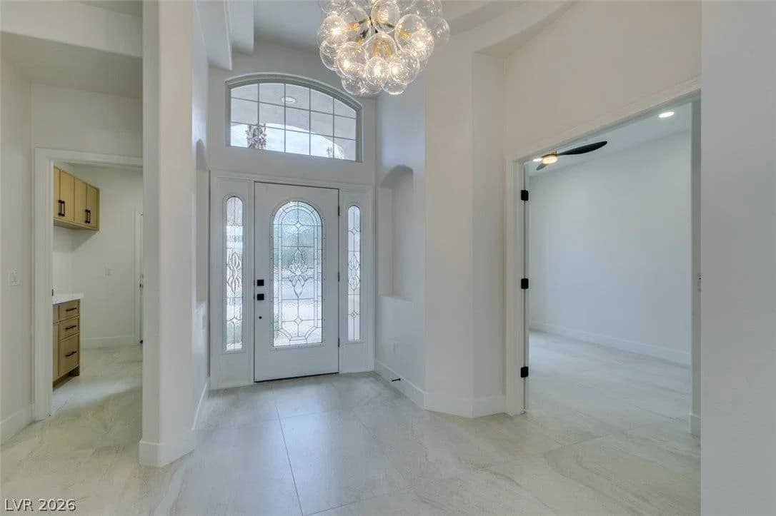 483 Indigo Springs Street photo 4