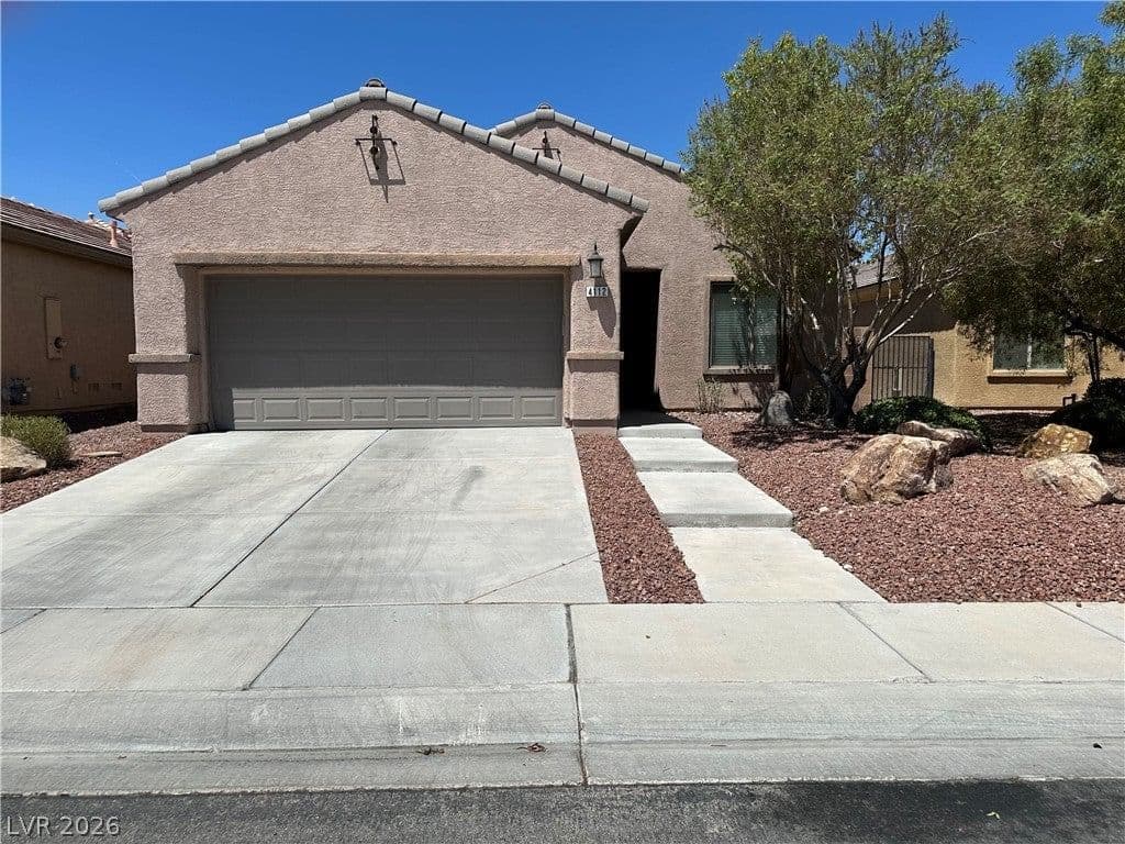 4112 GLIDING GULLS Avenue