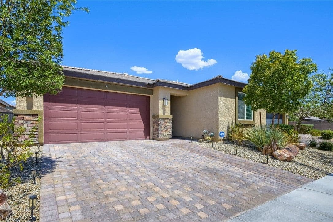 4206 Kalinda Avenue photo 2