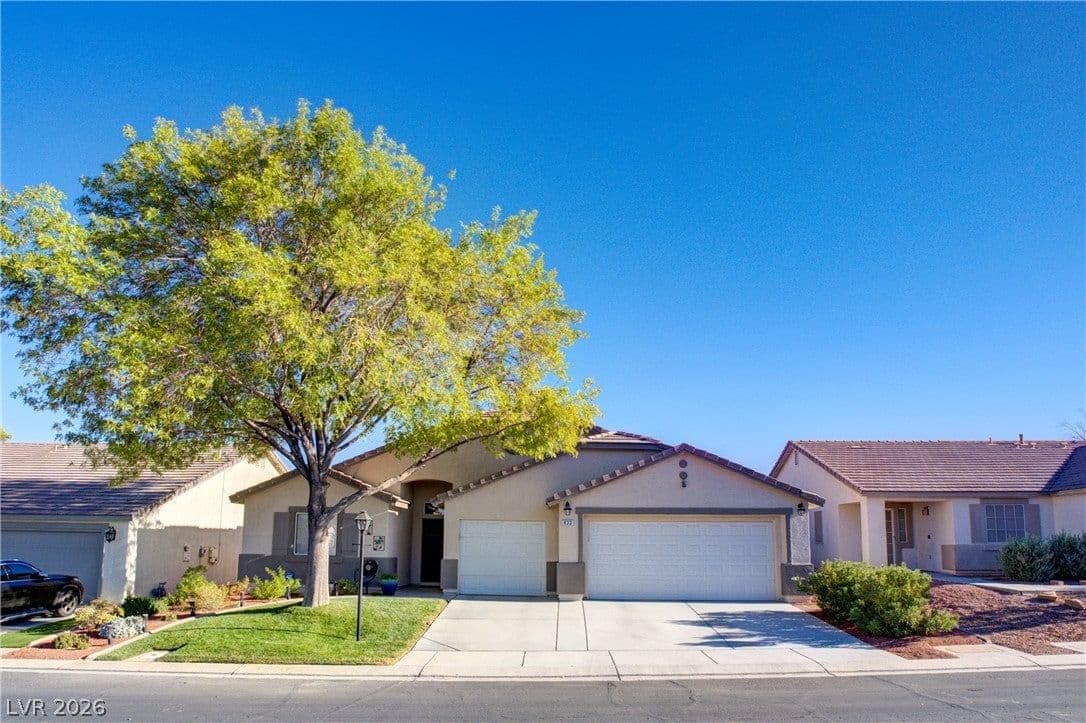 833 Dulcet Drive photo 3