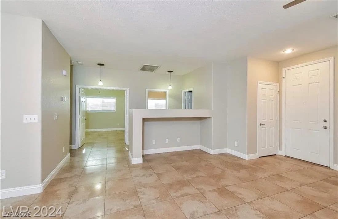 5012 Charlo Drive photo 4