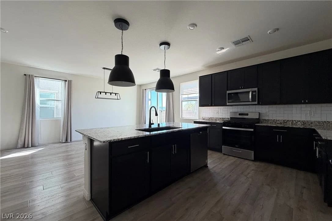 4337 Sprawling Pear Court photo 5