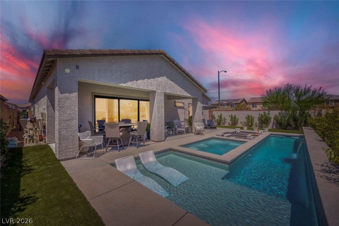 9306 Sierra De Luna Court photo 2