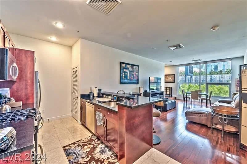 4585 Dean Martin Drive