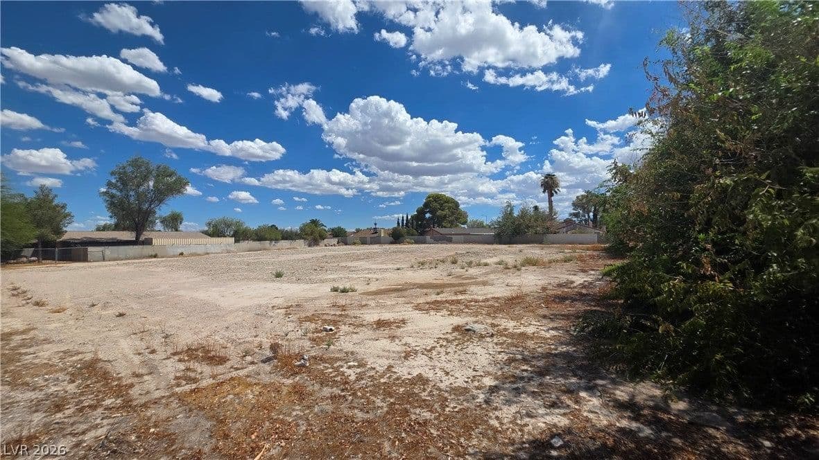 3995 Vegas Drive photo 5