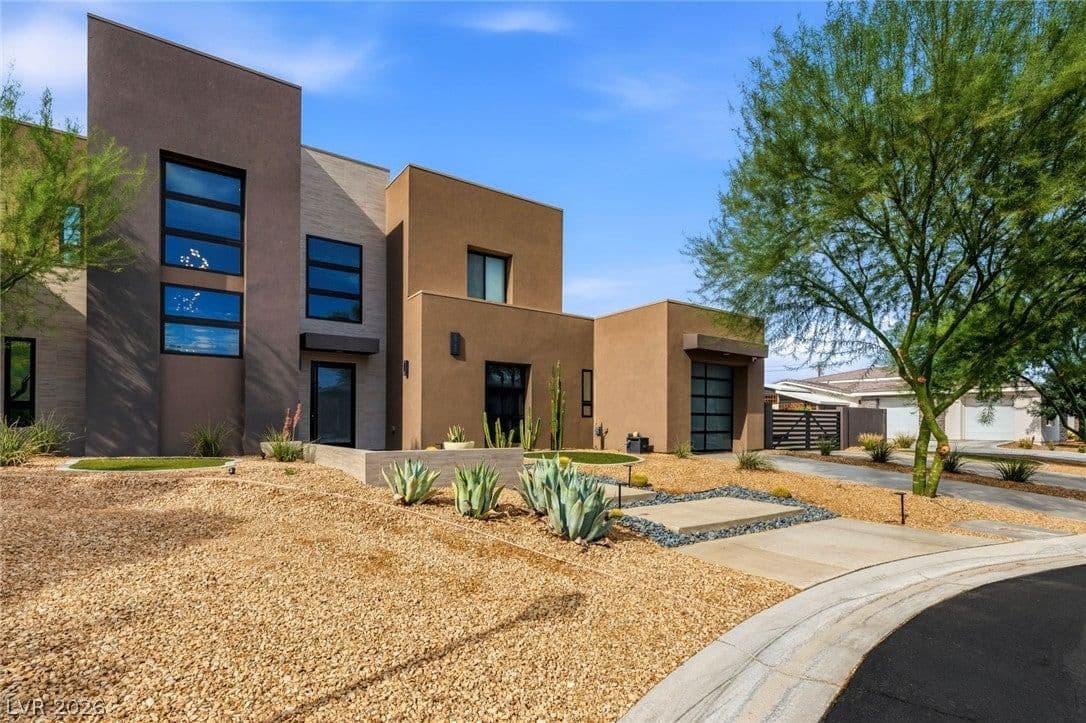 3740 Caesars Circle photo 5