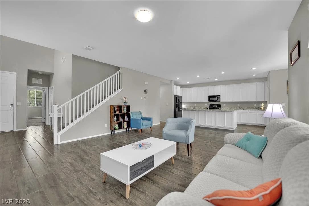 4113 Trillium Bay Lane photo 2