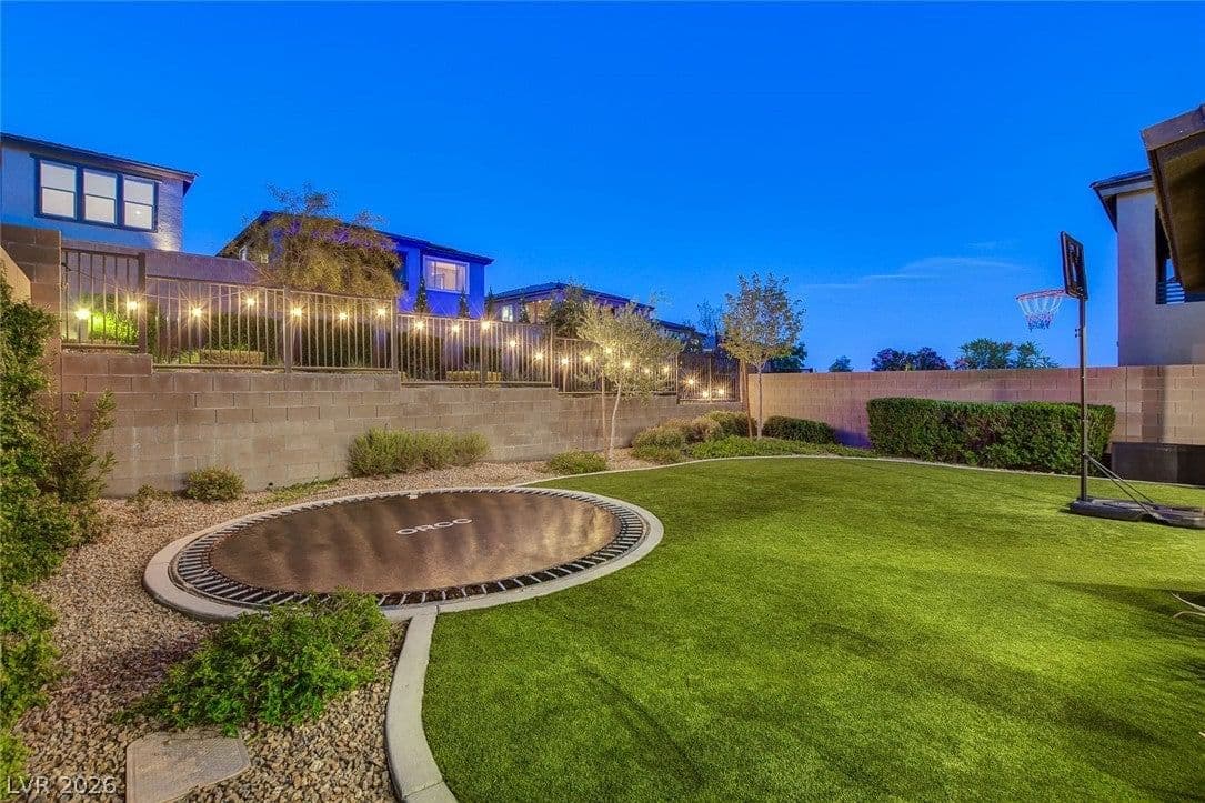 12438 Sunset Sage Avenue photo 5