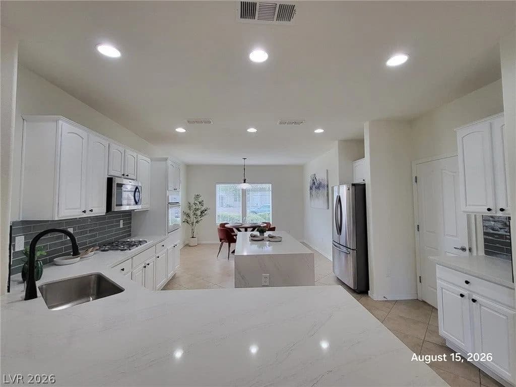 2116 Twin Falls Drive photo 3