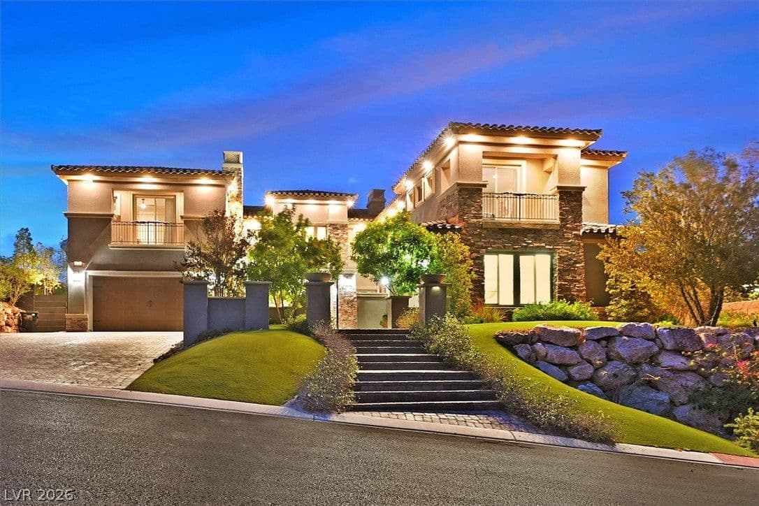 24 OLYMPIA RIDGE Drive