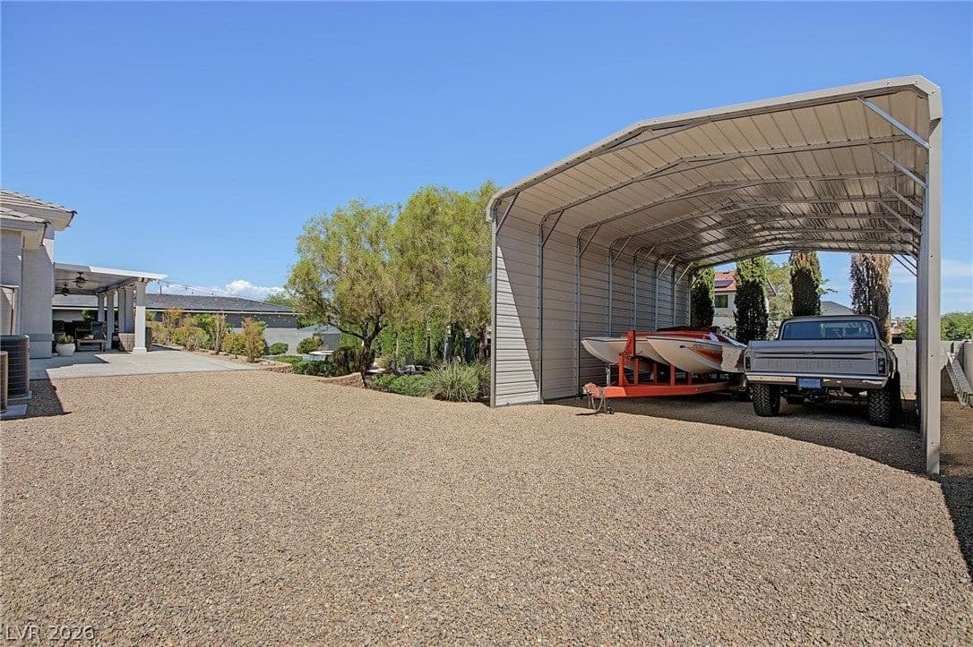 1570 Stirrup Drive photo 5