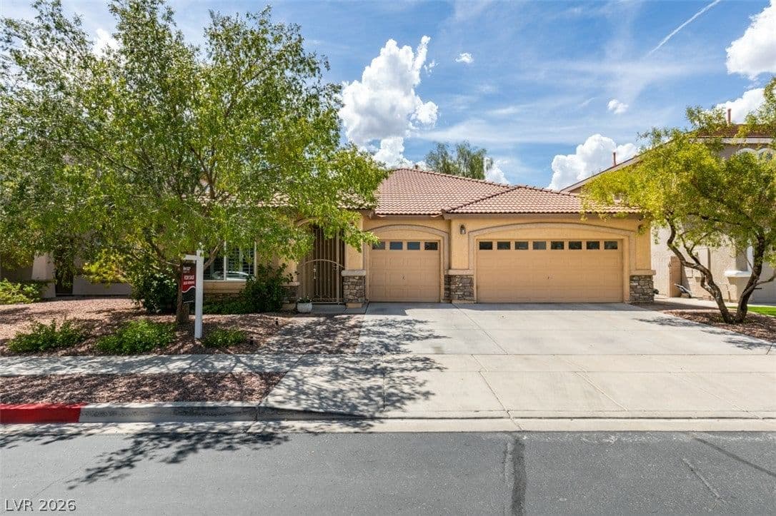 653 Bighorn Creek Street