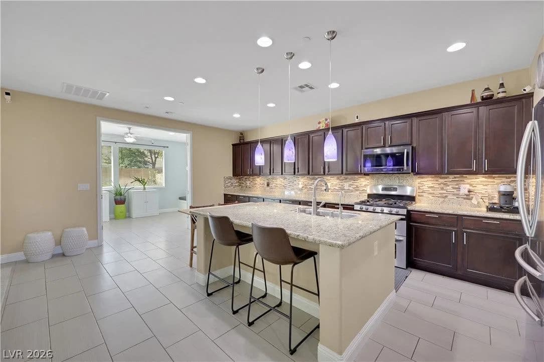 3785 Toscanella Avenue photo 4
