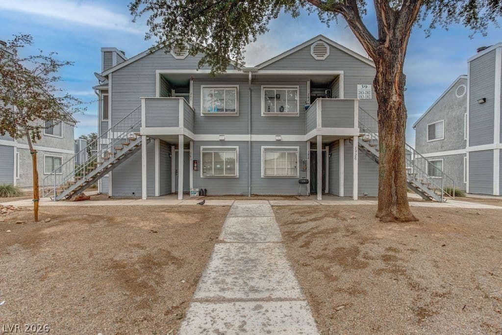 1926 Nebula Drive photo 4