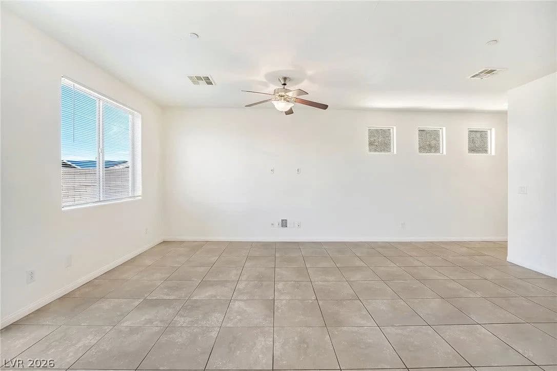 1270 Smokey Valley Lane photo 5