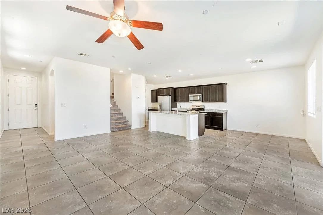 1270 Smokey Valley Lane photo 4