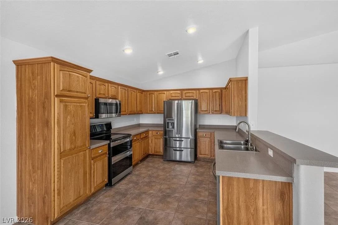 5641 Little Lake Avenue photo 5