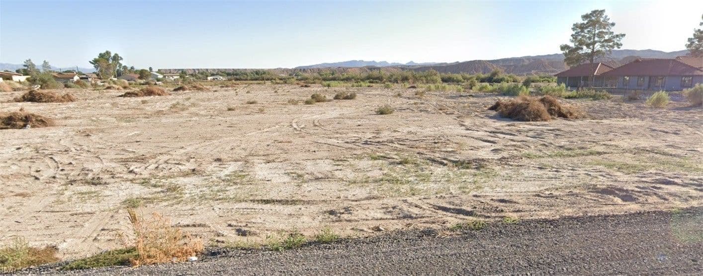 Moapa Valley Boulevard photo 3