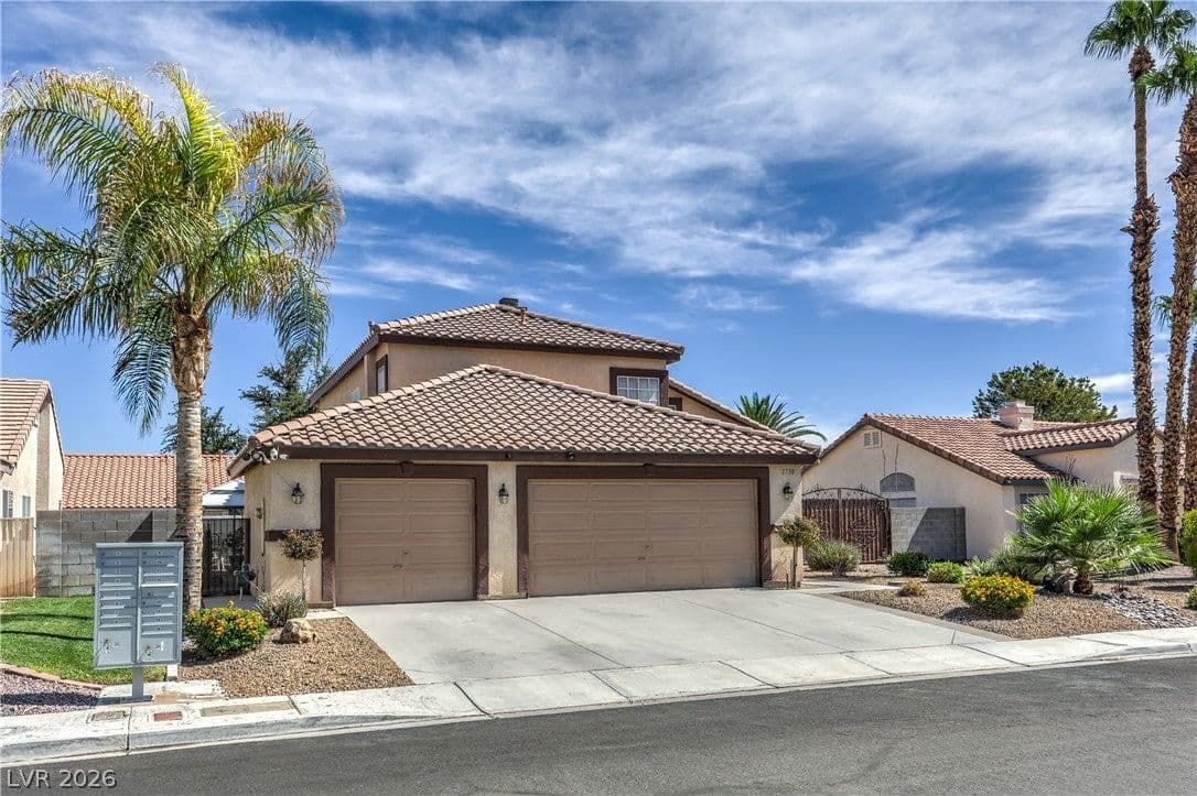 1730 Running Creek Drive photo 4