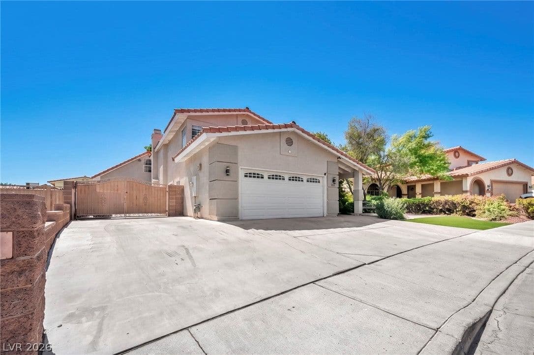 7529 Gilmore Avenue photo 3