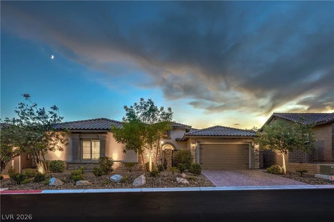 12139 Castilla Rain Avenue photo 3