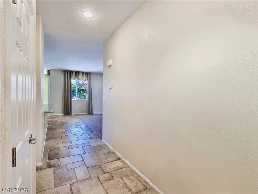 2485 Morrow Ridge Place photo 5